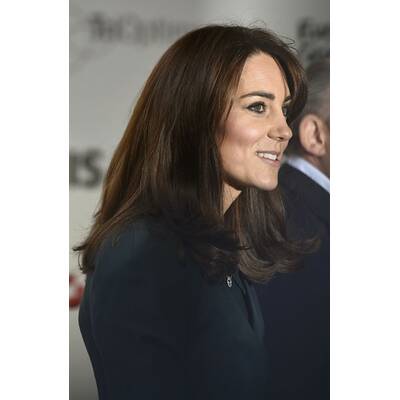 Herzogin Kate tauscht Tiara gegen Anzug