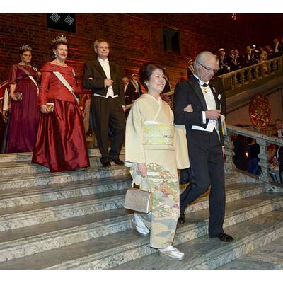 Victoria & Sofia strahlen mit Babybauch