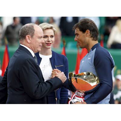 Fürstin Charlène & Albert turteln bei Tennisturnier
