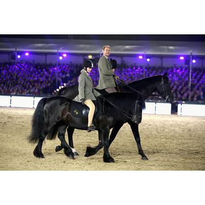 Die Queen feiert 90er mit den Stars