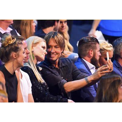 Nicole Kidman turtelt mit Ehemann Keith bei CMT Music Awards