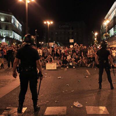 Die Polizei ging mit Schlagstöcken gegen die Demonstranten vor
