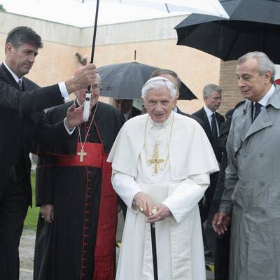  Benedikt XVI. besucht den Libanon.