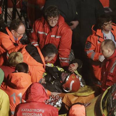 Tote bei Einsturz von Supermarkt in Riga
