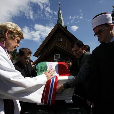 Begräbnis: Bano Abobakar Rashid (18)