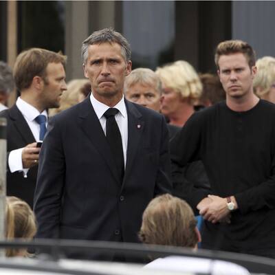 Stoltenberg besucht die Opfer