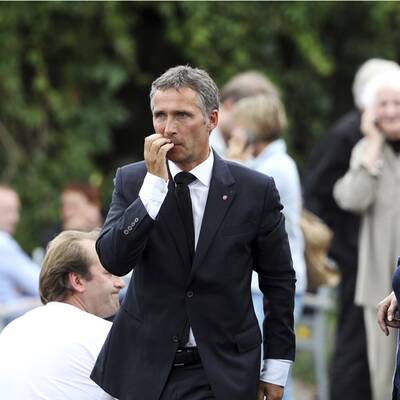 Stoltenberg besucht die Opfer