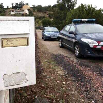 Breiviks Vater unter Polizeischutz