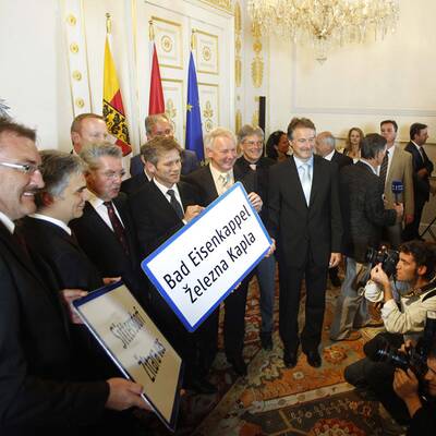 Freude über Ortstafel-Lösung für Kärnten