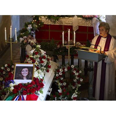 Begräbnis: Bano Abobakar Rashid (18)