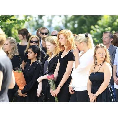 Begräbnis: Bano Abobakar Rashid (18)