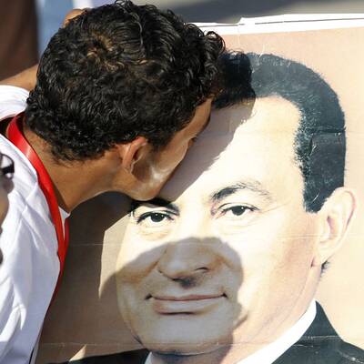 In Kairo demonstrierten Gegner und Befürworter des Ex-Präsidenten