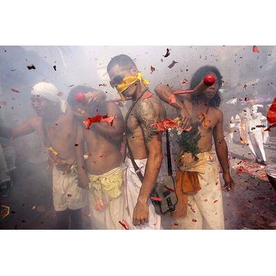 Horror-Szenen von Vegetarier-Fest auf Insel Phuket