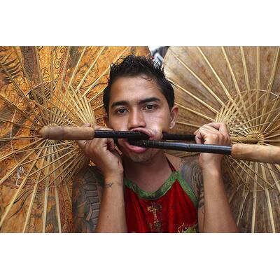 Horror-Szenen von Vegetarier-Fest auf Insel Phuket