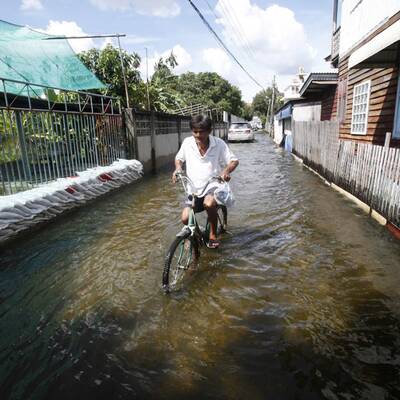 Jahrhundert-Hochwasser in Bangkok