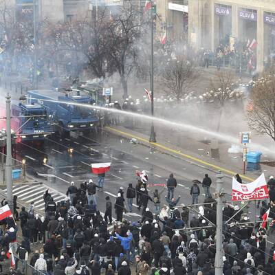 Schwere Krawalle in Warschau