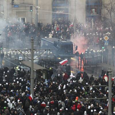 Schwere Krawalle in Warschau