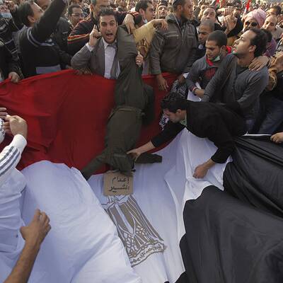 Demonstranten fordern mehr Demokratie