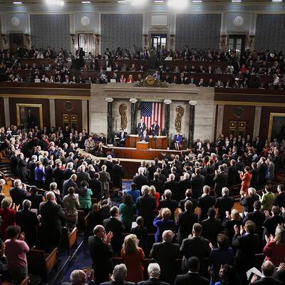 Mark Kelly macht First Lady Michelle Obama auf Schuss-Opfer Gabrielle Giffords aufmerksam