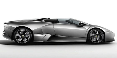 Kohlefaser-Flunder von Lamborghini in Paris