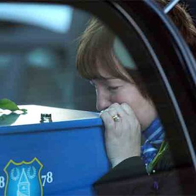 Beerdigung von Rhys Jones