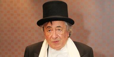 Lugner ätzt gegen Griechenland!