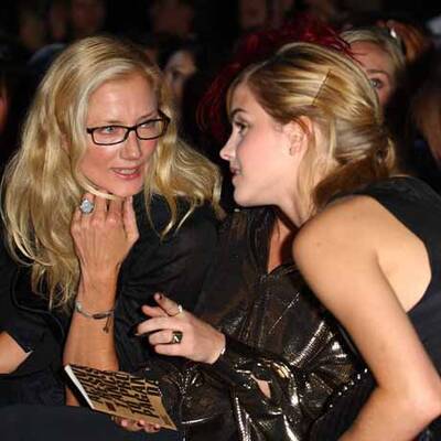 Dita & Pam supersexy bei Westwood-Show