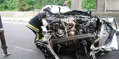 Höchstrichter
bei Unfall geköpft