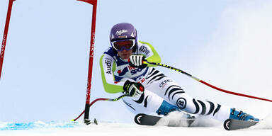 Riesch gewinnt eine Hundertstel vor Vonn