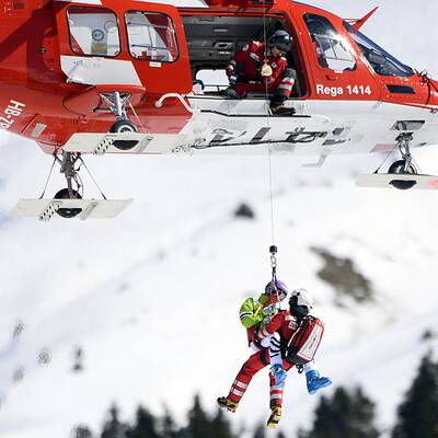 Höfl-Riesch mit Heli abtransportiert