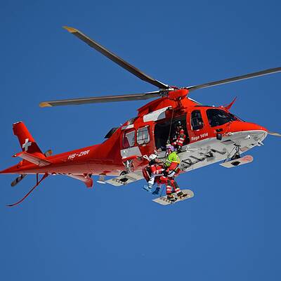 Höfl-Riesch mit Heli abtransportiert