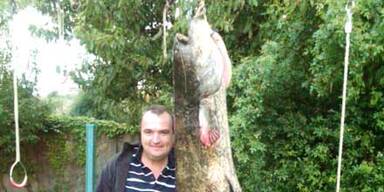 Fischer zog einen Riesen-Wels aus See