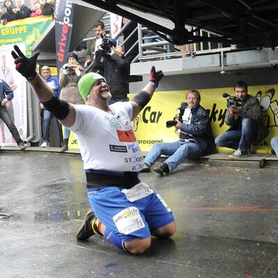 Stärkster Mann der Welt bricht zusammen