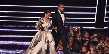 Rihanna + Drake