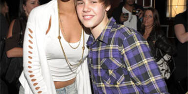 Rihanna schäkert mit Jungstar