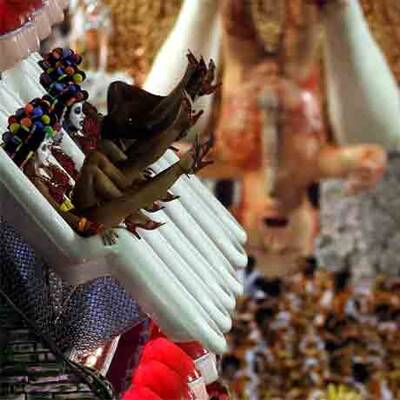 König Karneval regiert die Welt