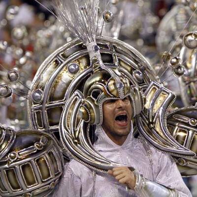 Rio - Schräger Karnevalsumzug