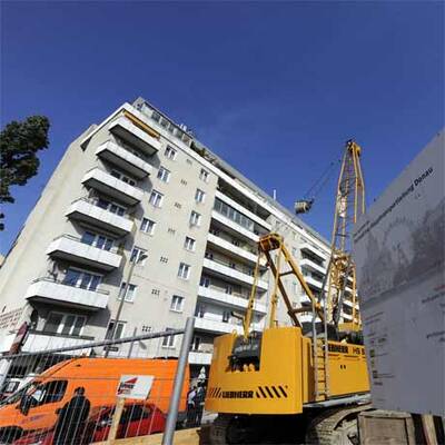 Evakuierung von 100 Wohnungen