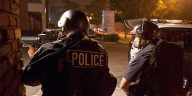 Großfahndung: Polizei jagt Ex-Cop 