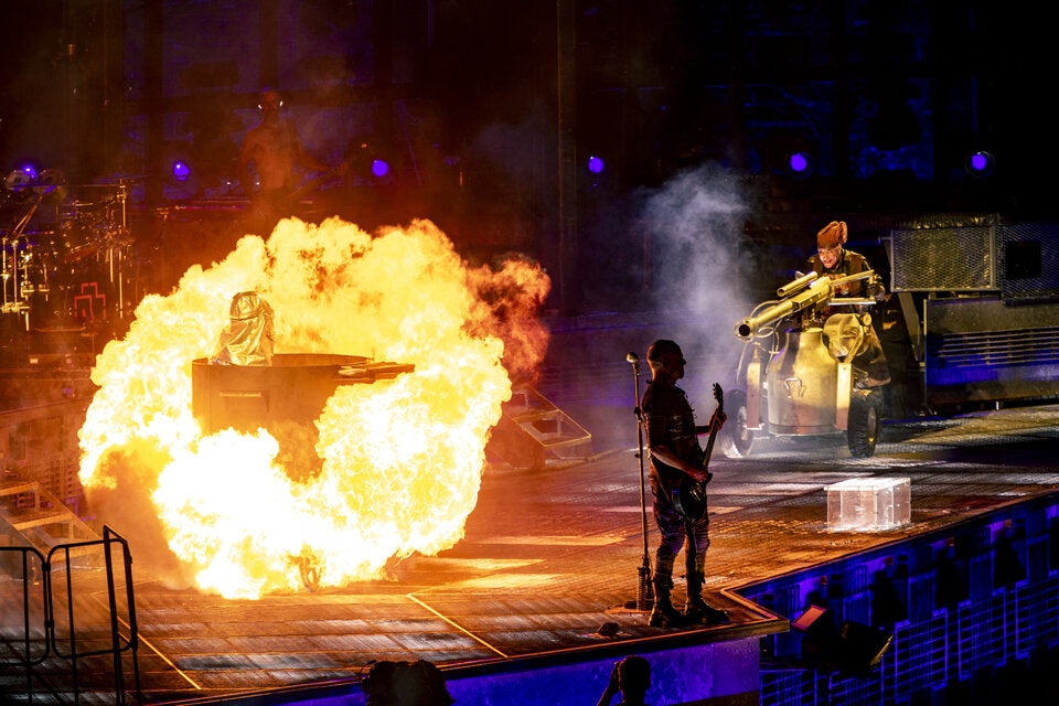 Rammstein zeigen ihr heißes Österreich-Tagebuch