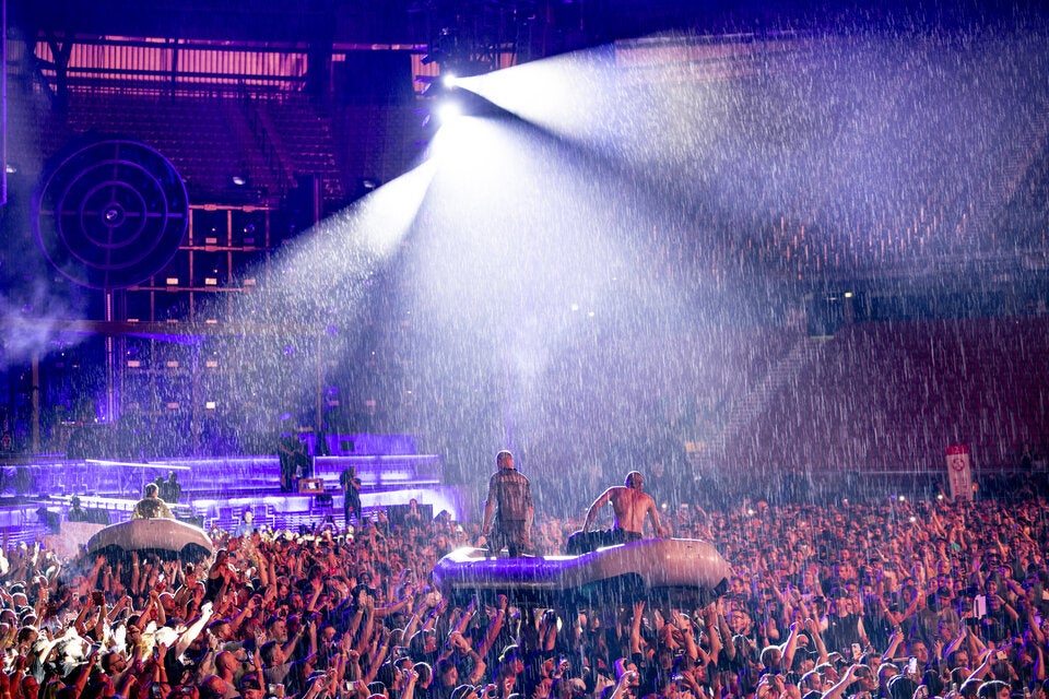 Rammstein zeigen ihr heißes Österreich-Tagebuch