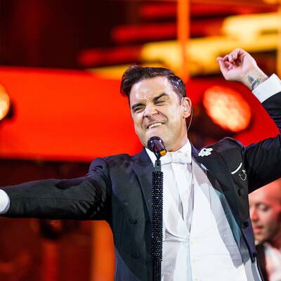 Robbie Williams swingt in der Stadthalle