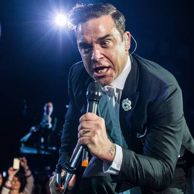Robbie Williams swingt in der Stadthalle