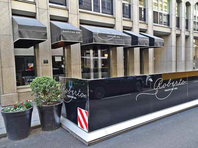 Robertos American Bar 1