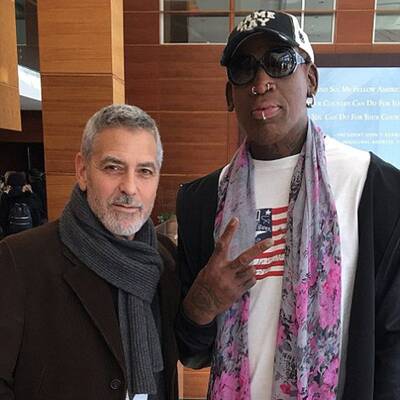 Alissa Milano zeigt ihren Widerstand gegen Wafengewalt