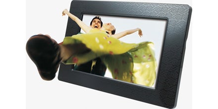 Kompakte 3D-Digicam mit 3D-Bilderrahmen