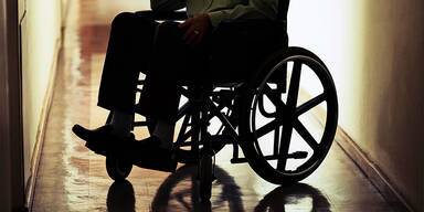 Bande hielt Behinderten gefangen