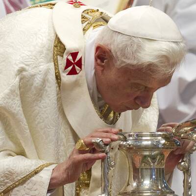 Benedikt XVI. feiert die Chrisam-Messe