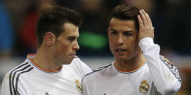 Ronaldo von Feuerzeug am Kopf getroffen 