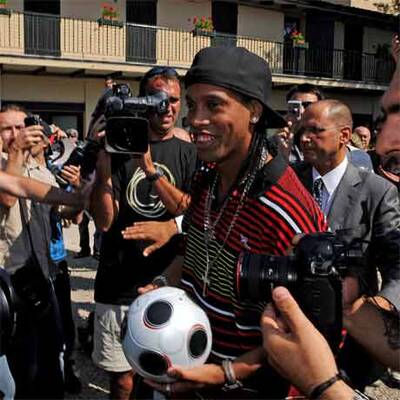 Ronaldinhos Ankunft in Mailand